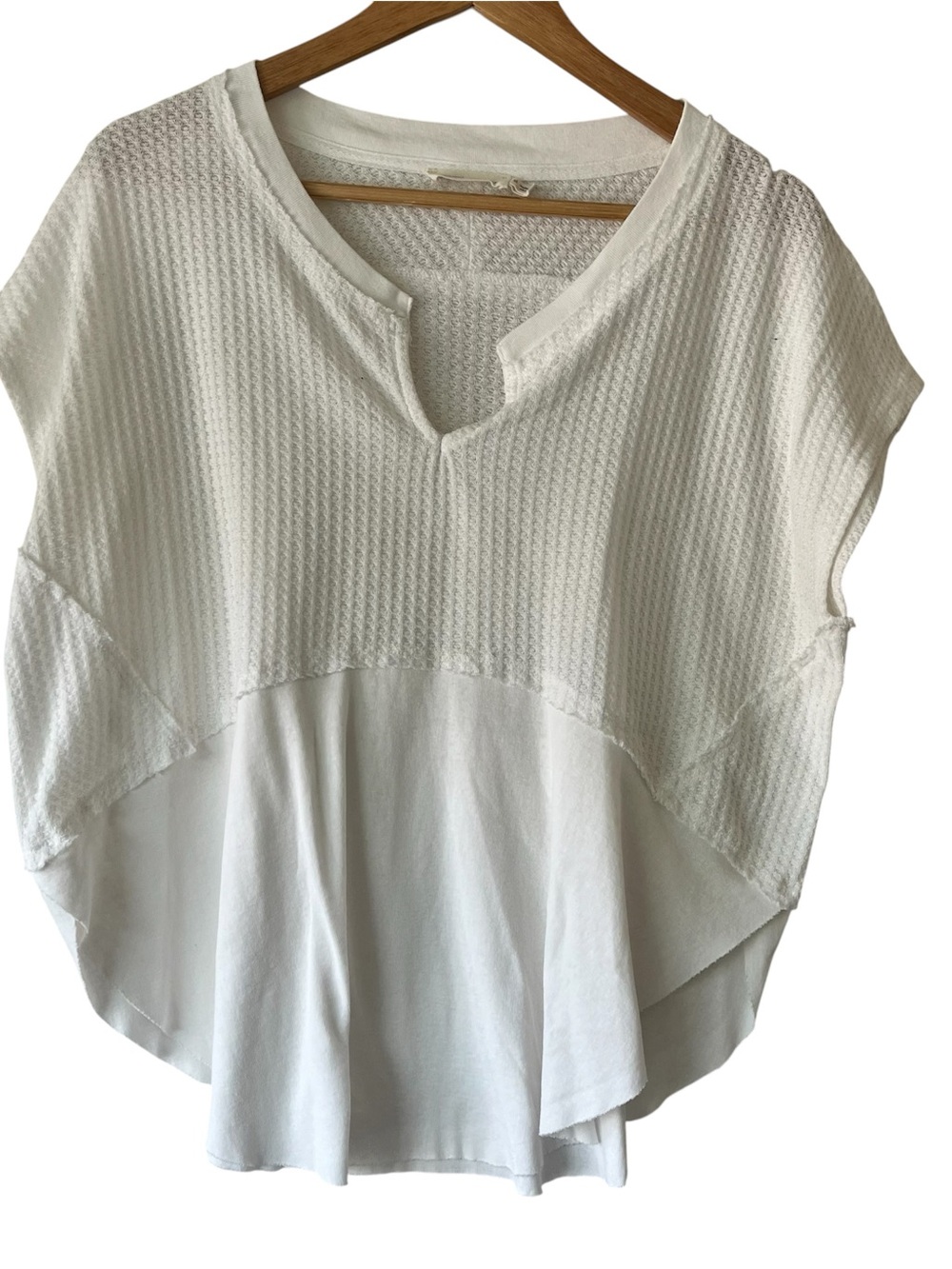 Millibon USA Relaxed White Split-Neck Waffle & Woven Tunic size M